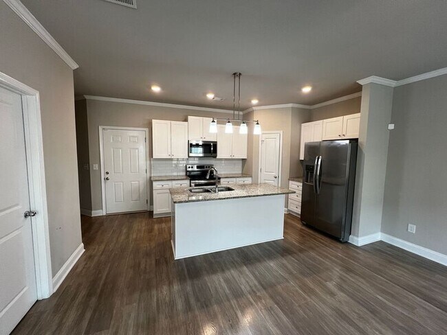 Foto del edificio - 34 Dewey Rd