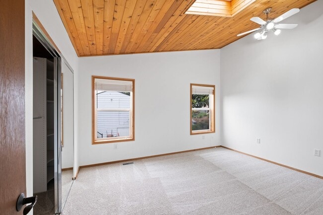 Building Photo - 1000-2221-2225-2229 Timothy Drive