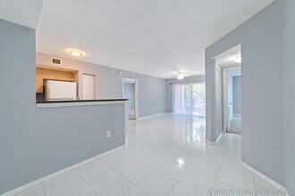 Building Photo - 4151 San Marino Blvd