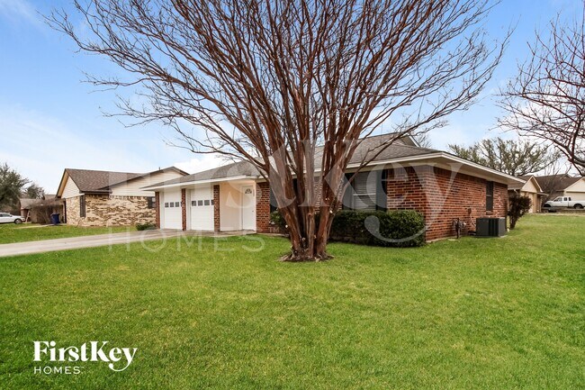 Foto del edificio - 202 Carolyn Dr