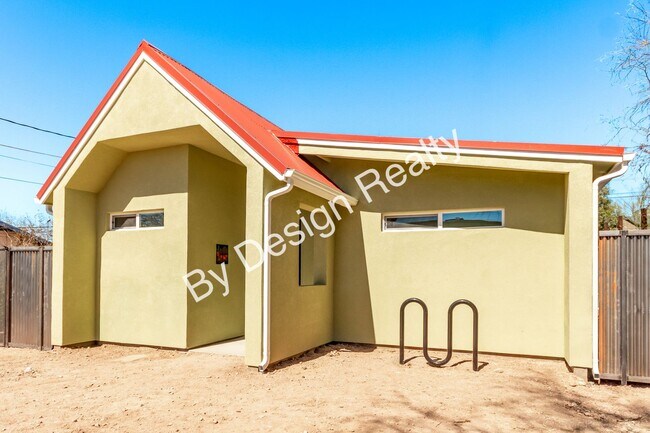 Foto del edificio - 615 E Helen St