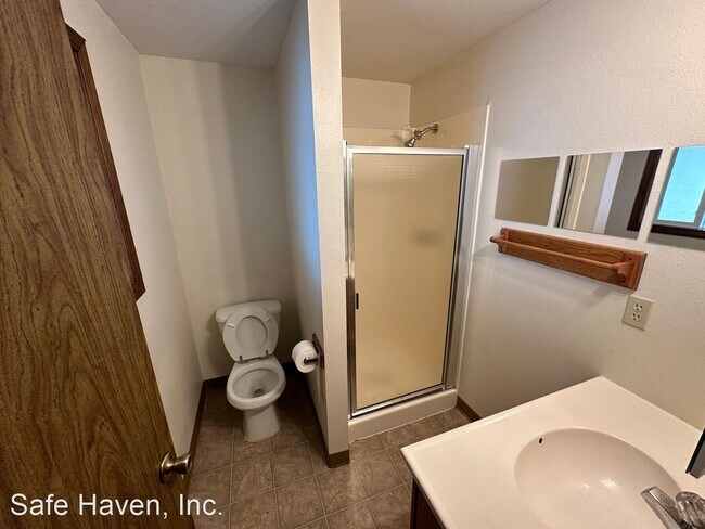 Building Photo - 3 br, 2 bath House - 1535 W. Brett Ct.