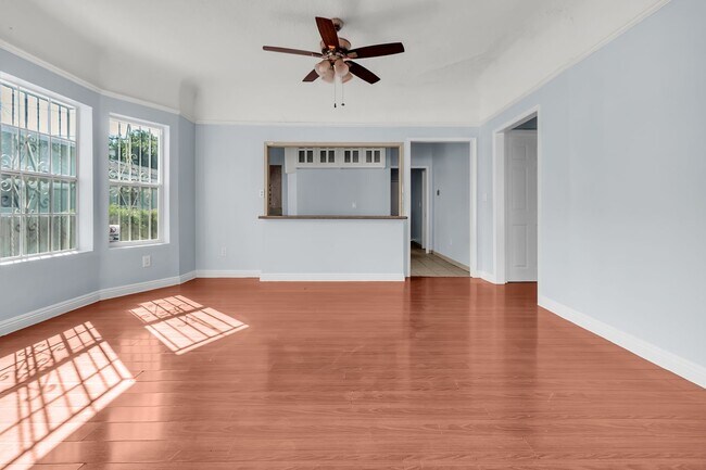 Foto del edificio - 640 E 54th St