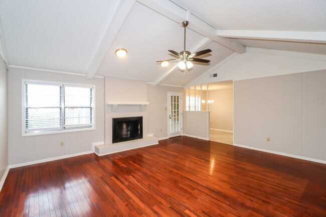 Foto del edificio - 6424 Barwick Dr