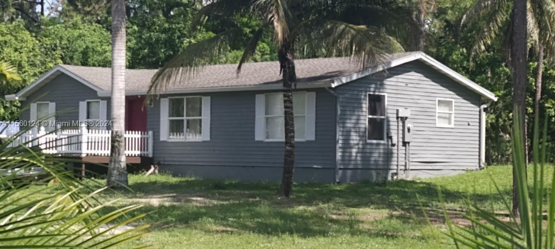 Primary Photo - 17639 67th Ct N