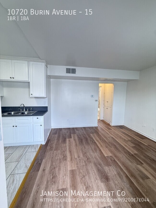 Building Photo - 10720 S Burin Ave