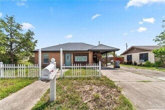 Building Photo - 22 Rio De Janeiro St