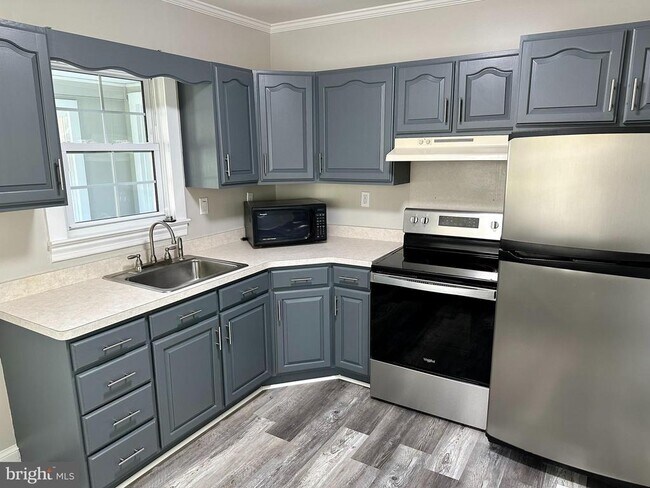 Building Photo - 36850 Bushwood Wharf Rd
