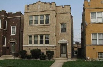 Building Photo - 2827 N Parkside Ave
