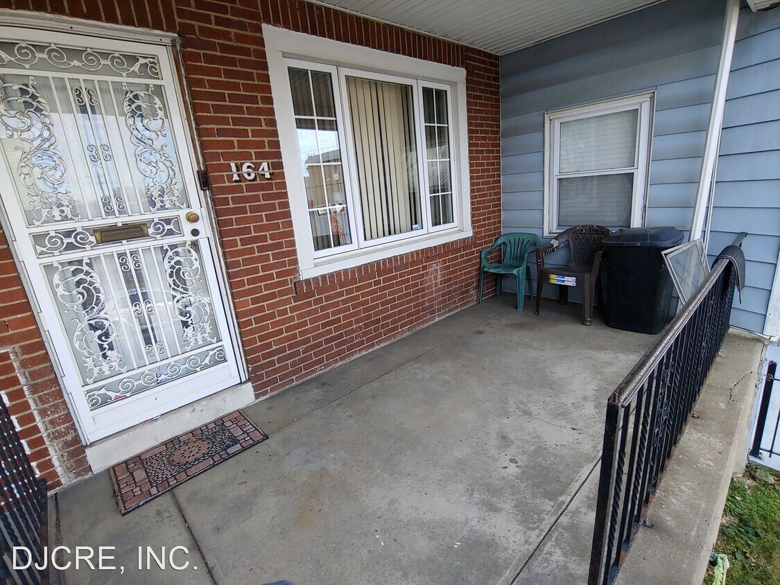 Primary Photo - 3 br, 1 bath House - 164 W Ruscomb Street