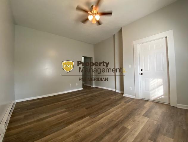 Building Photo - 1 bed 1 bath renovated unit- 46221