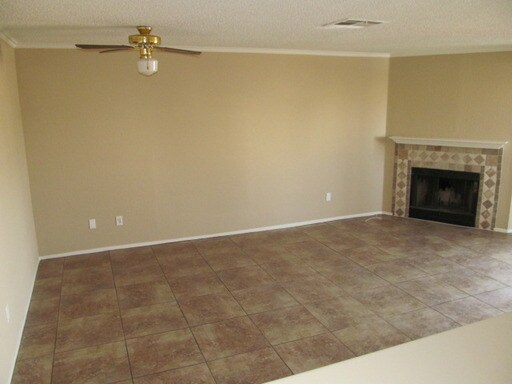 Building Photo - 6865 Tamarus St