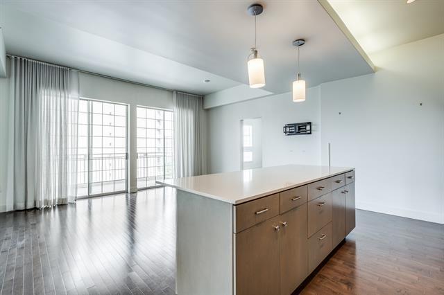 Building Photo - 3225 Turtle Creek Blvd