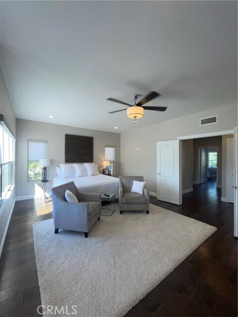 Foto del edificio - 7420 Cliffside Ct