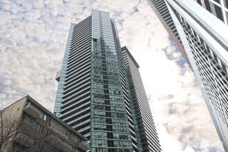 Building Photo - 45-5245 Charles St E