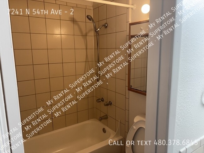 Foto del edificio - 7241 N 54th Ave