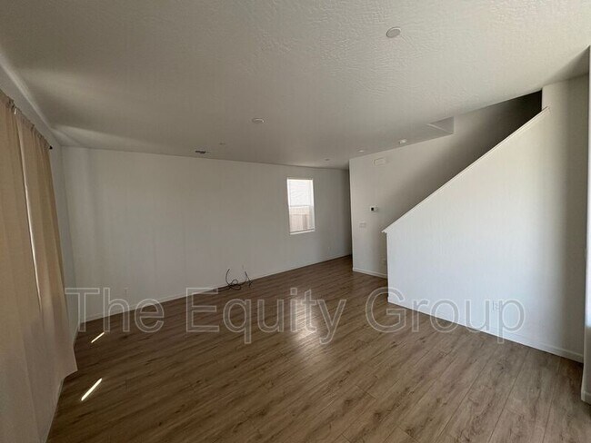Building Photo - 1011 W Payson Ave