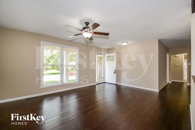 Foto del edificio - 3 Oak Point Ct