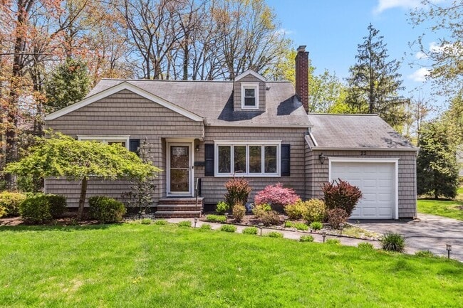 Photo - 22 S Cedar Pkwy House