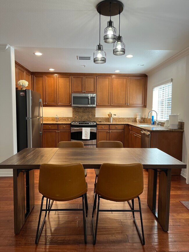 Cocina - 829 Sequoia Cir