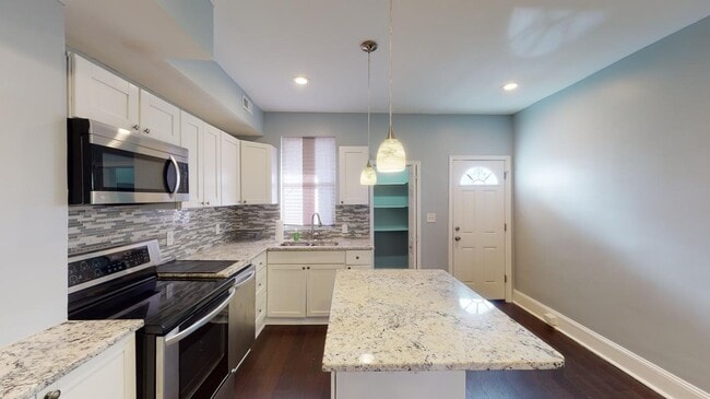 Foto del edificio - Beautiful Waverly townhouse near Johns Hopkins University