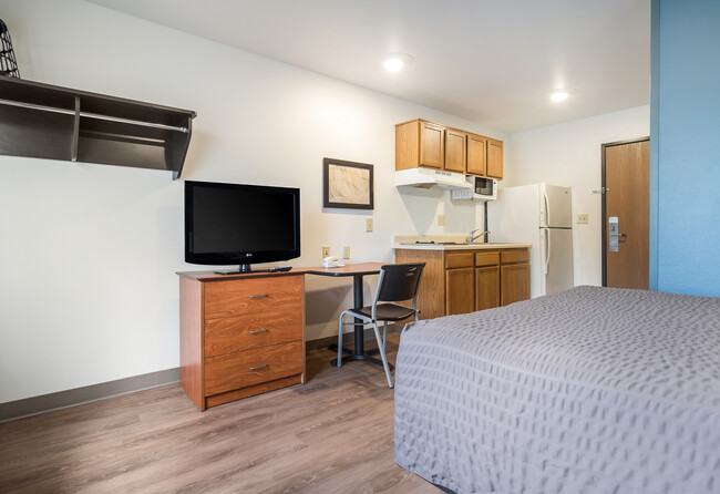 Foto del edificio - Furnished Studio-Fort Myers