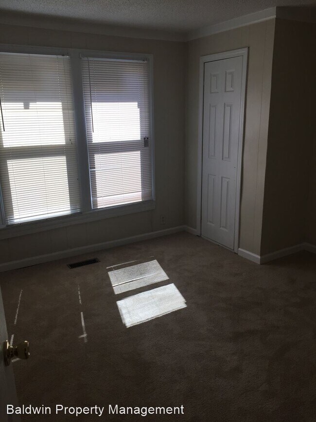 Foto del edificio - 3 br, 1.5 bath House - 1710 GRANT AVENUE