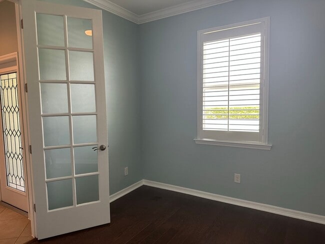 Building Photo - 2.2 with Den Villa in North Fort Myers!