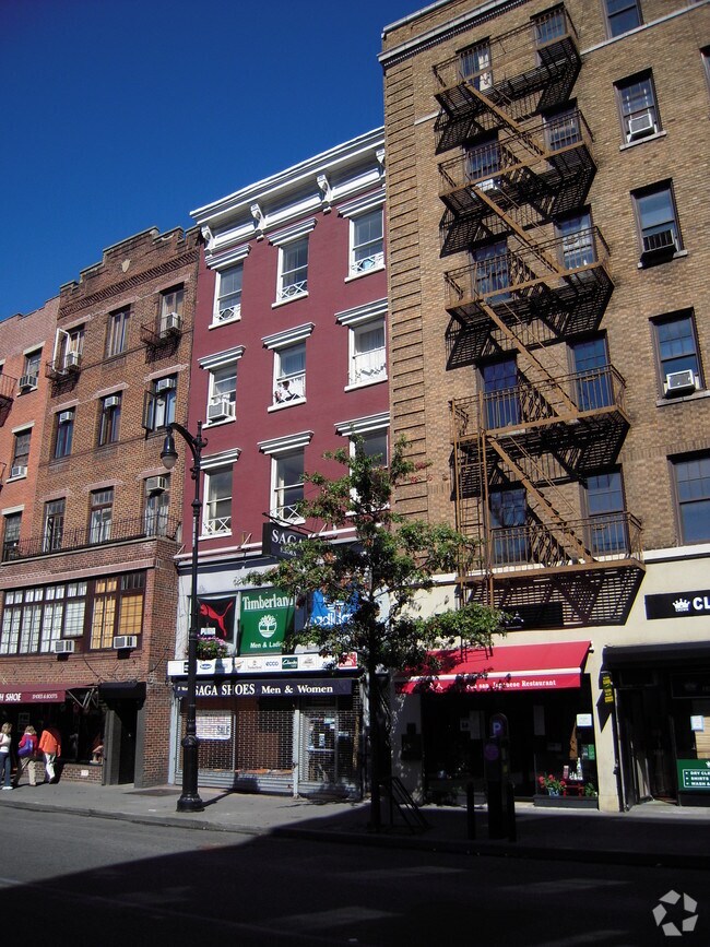 Foto del edificio - 17 W 8th St