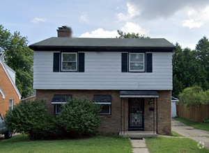 Building Photo - 1460 Rossman Ave SE