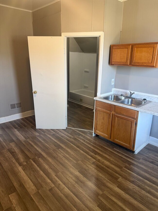 Foto del edificio - 1724 N 24th St