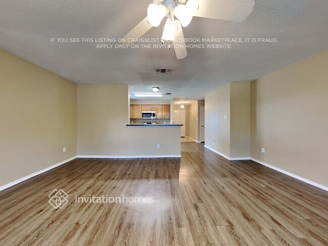 Foto del edificio - 706 Mission Ln