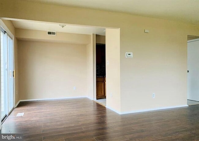 Building Photo - 22 Lehigh Ct