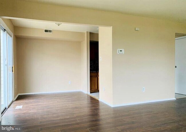 Foto del edificio - 22 Lehigh Ct