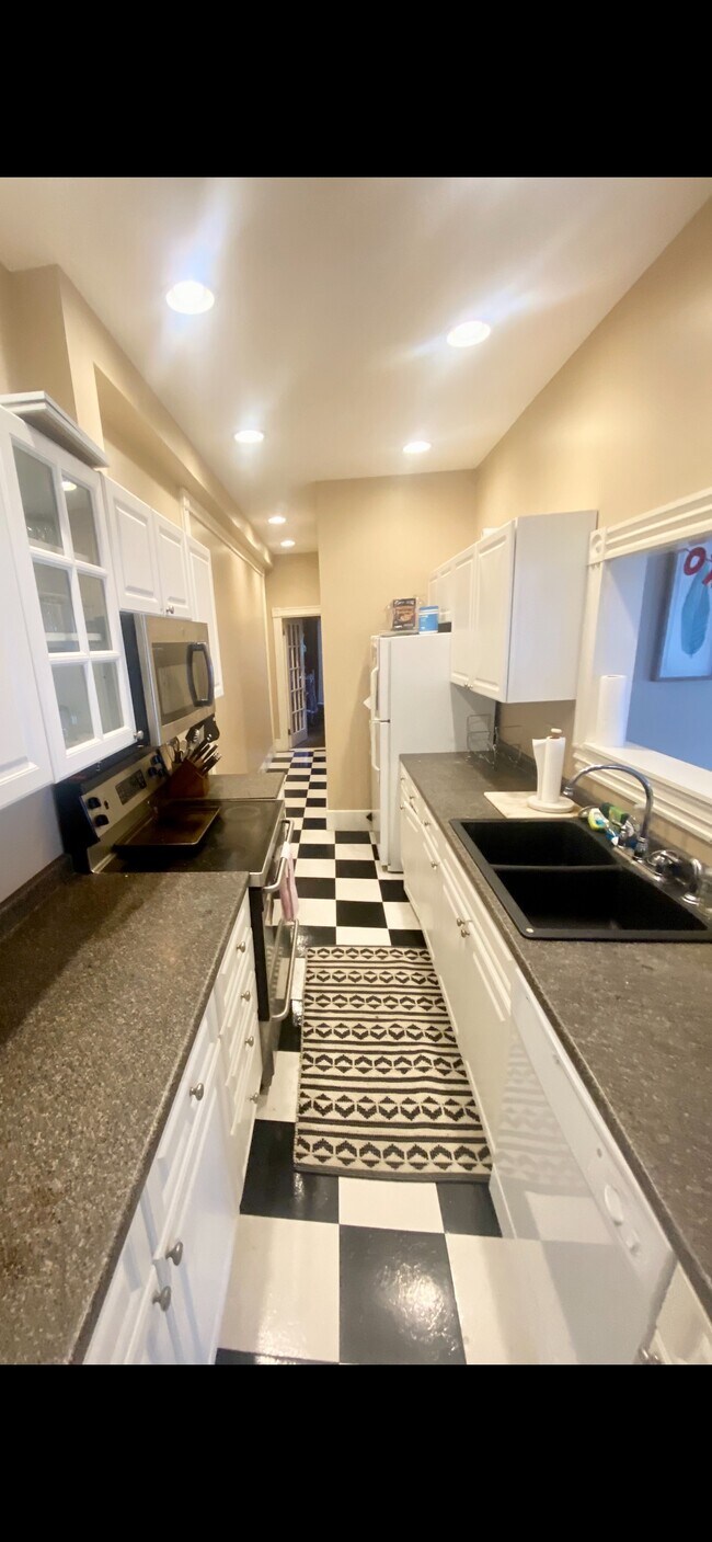 78 Fessenden St, Portland, ME 04103 Townhome Rentals in Portland ME