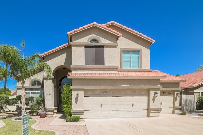 Building Photo - 1297 E Tradewind Dr