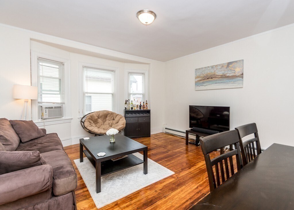 Primary Photo - 30 Appleton St