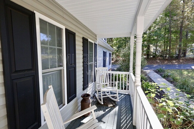 Building Photo - 15831 Haggis Dr