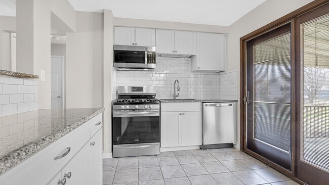 Foto del edificio - 2162 Champaign Rd