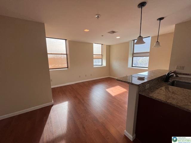 Building Photo - 528 N New St