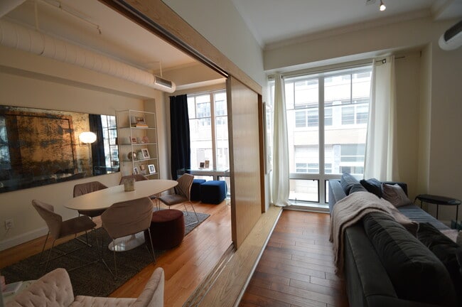 Building Photo - 139 E Berkeley St