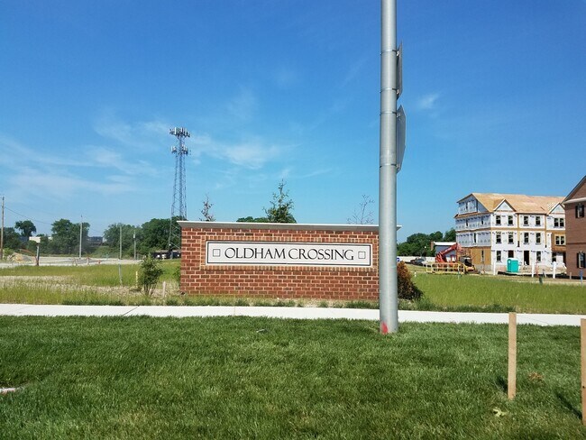 Foto del edificio - Gorgeous 2 Bedroom Townhome in Oldham Cros...
