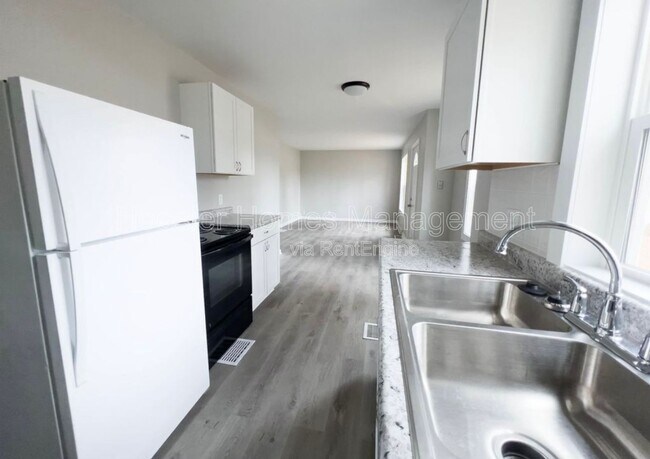 Foto del edificio - 4337 N Olney St