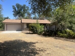 Building Photo - 41256 Sky Vista Pl