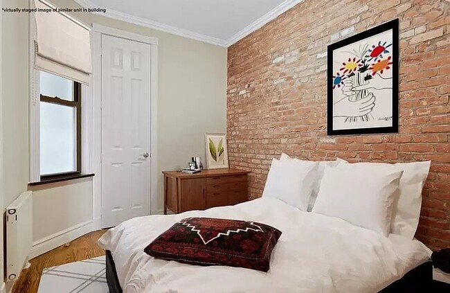 Foto del edificio - 410 E 13th St