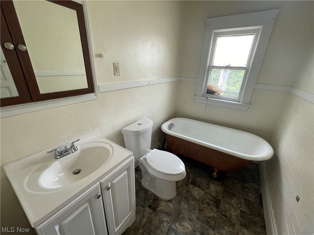 8810 Willard Ave Unit Up, Cleveland, OH 44102 Apartment for Rent in