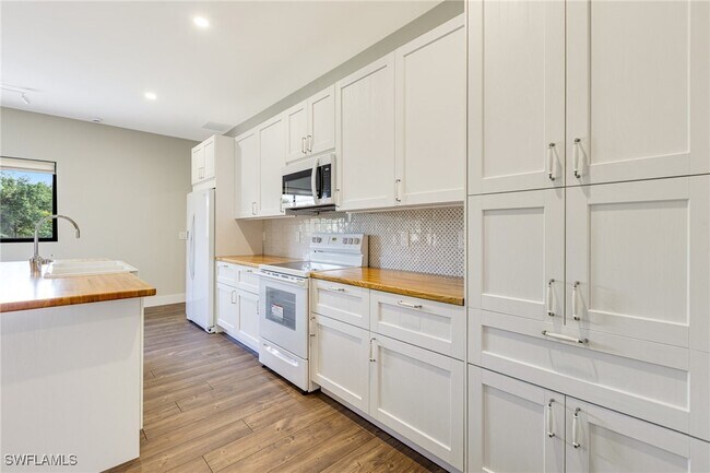 Foto del edificio - 3101 E 18th St