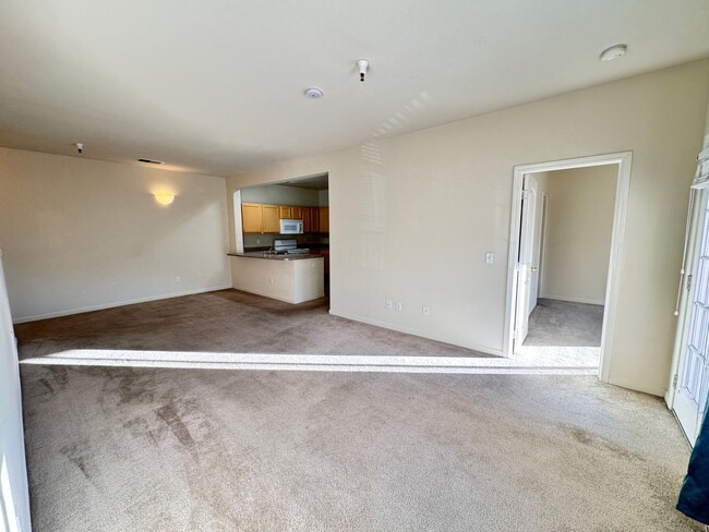 Building Photo - 200 Talus Way
