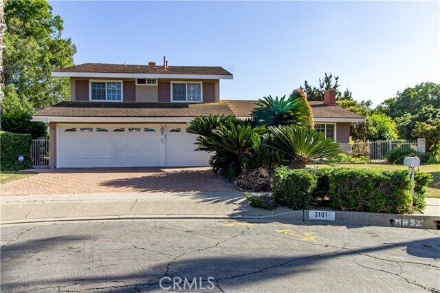 Building Photo - 3101 La Sombra Way