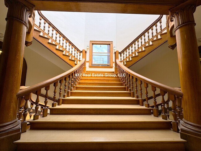 Building Photo - 2 Ware St